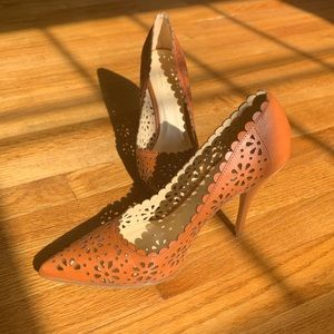 BRAND NEW Kate Spade flower cutout heels